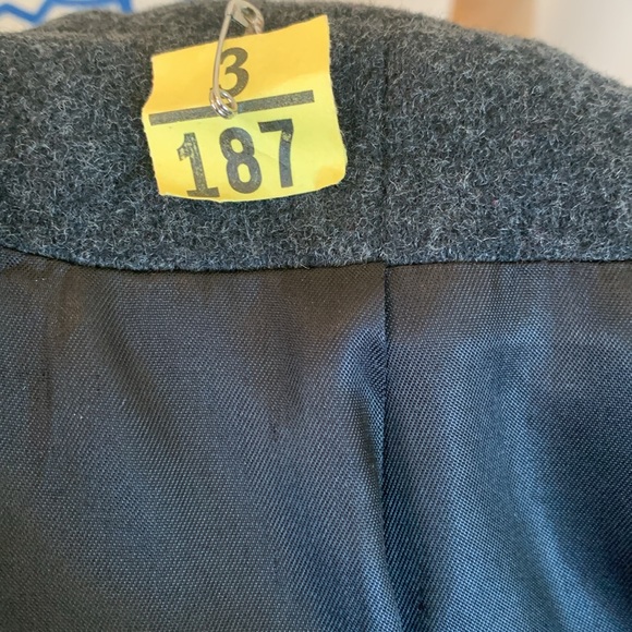 Countess Sarah Coat - Picture 13 of 14